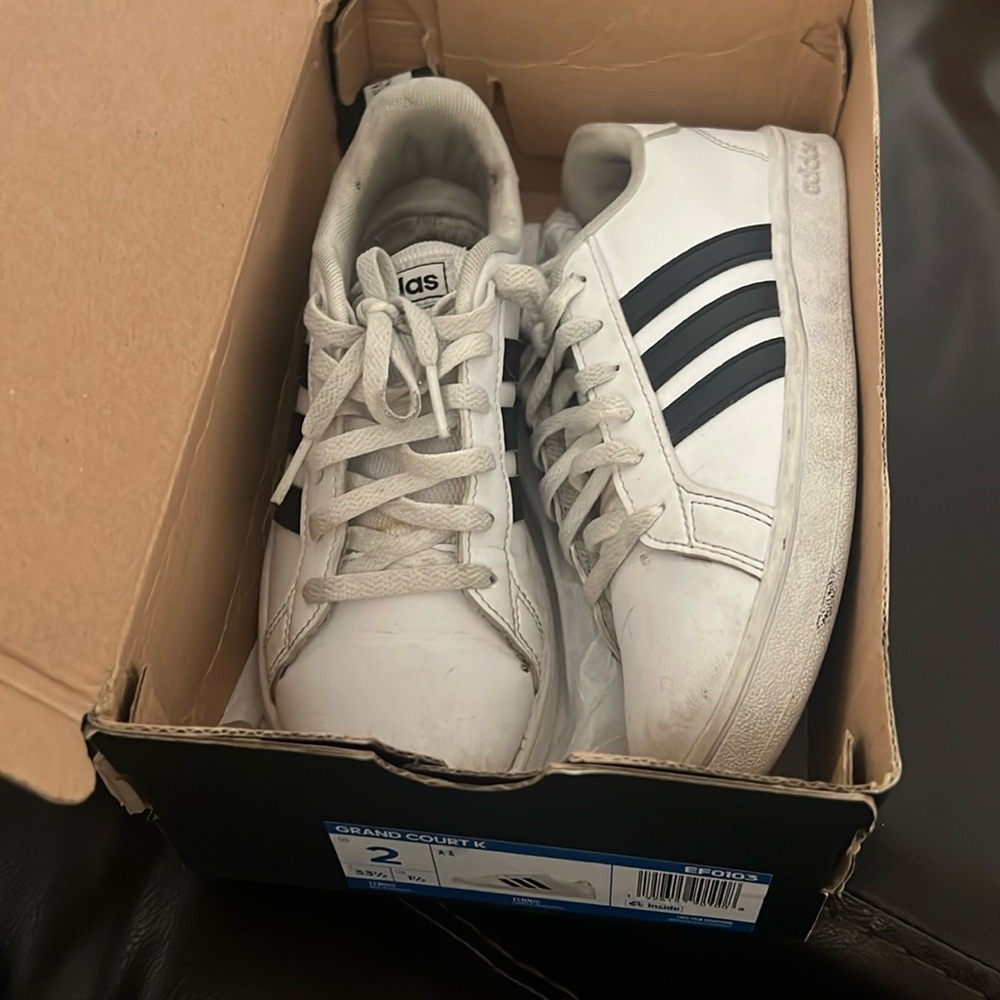 Adidas Grand Court